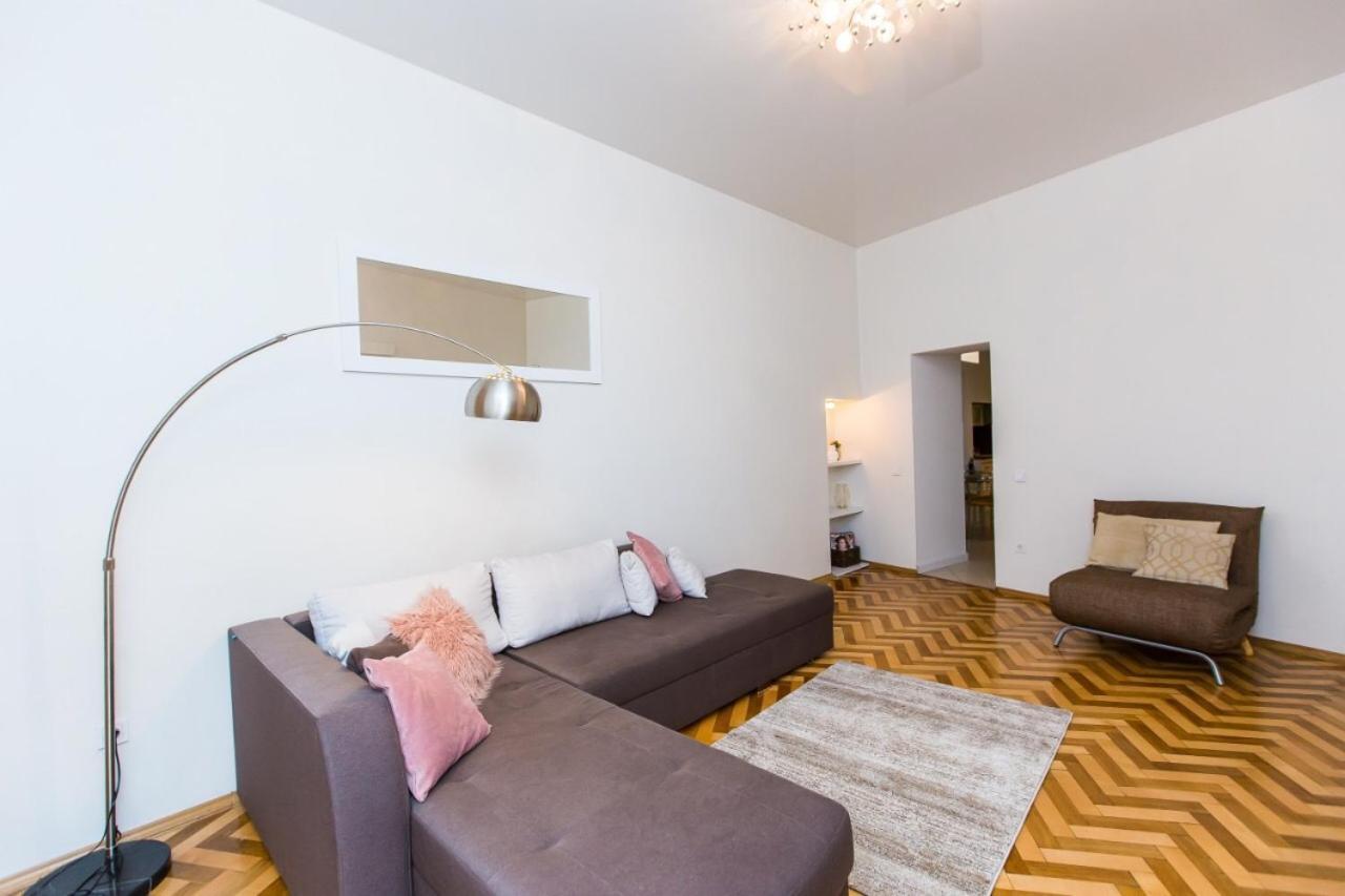 Miamo Apart Гнатюка 18 Lvov Exteriér fotografie