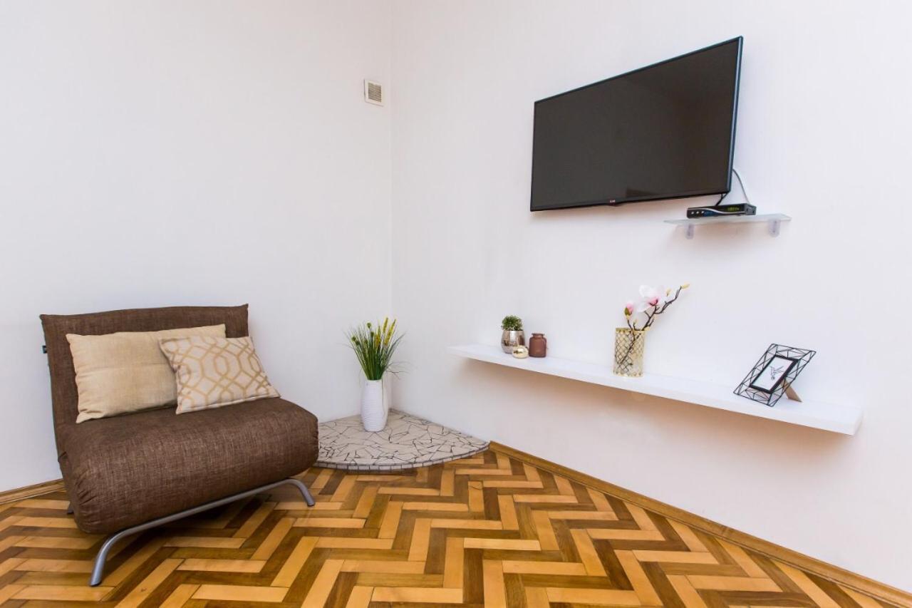 Miamo Apart Гнатюка 18 Lvov Exteriér fotografie